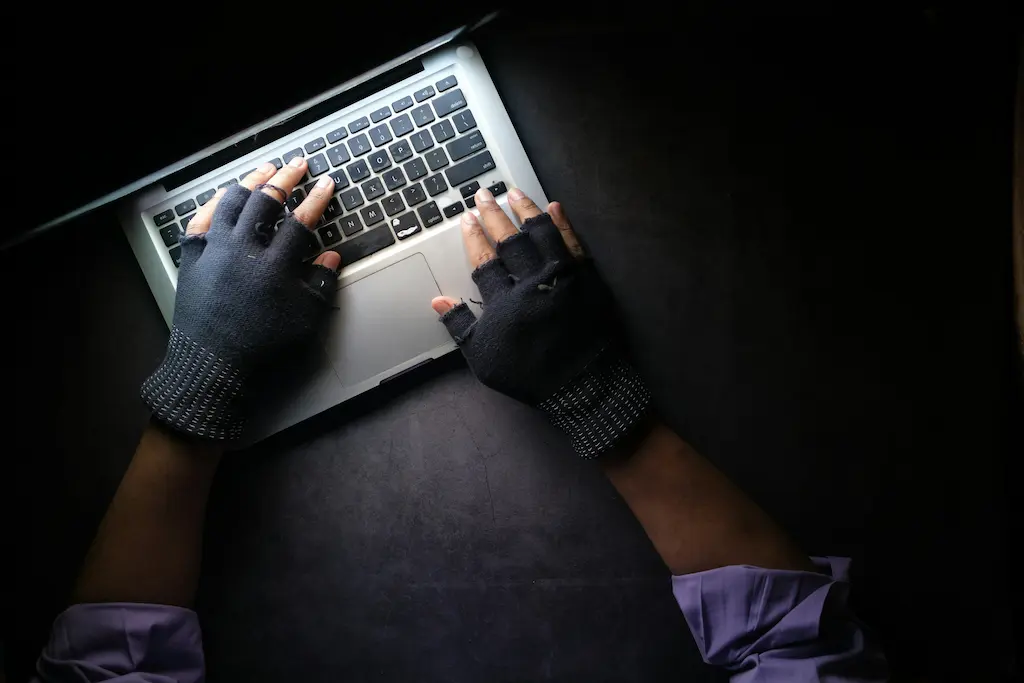 Simplifiez la sécurité des mots de passe avec Bitwarden